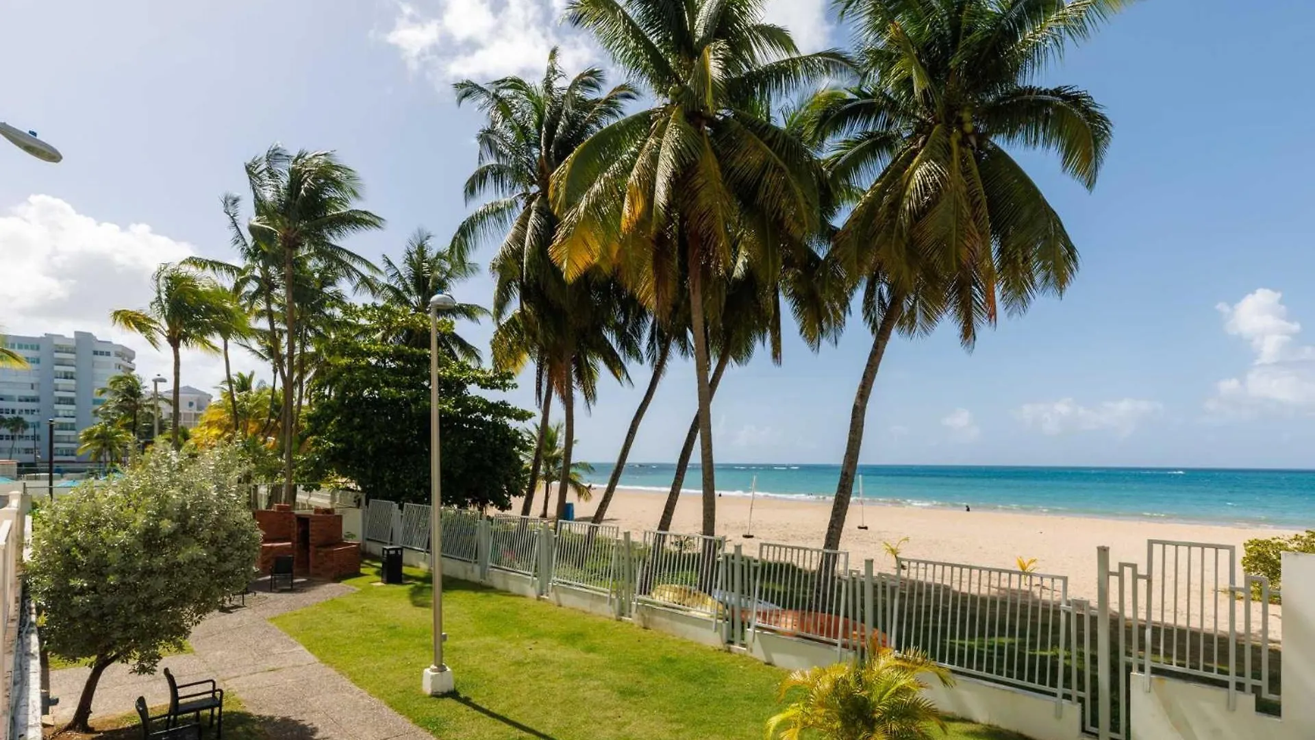 Apartment Foxwoods Casino & Beachfront Bliss- Isla Verde Escape San Juan Puerto Rico